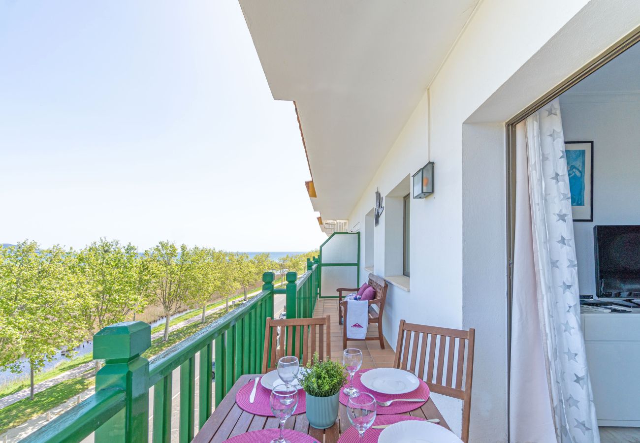 Apartamento en Empuriabrava - 0148-PORT DUCAL Apartamento con terraza, vista al mar y wifi