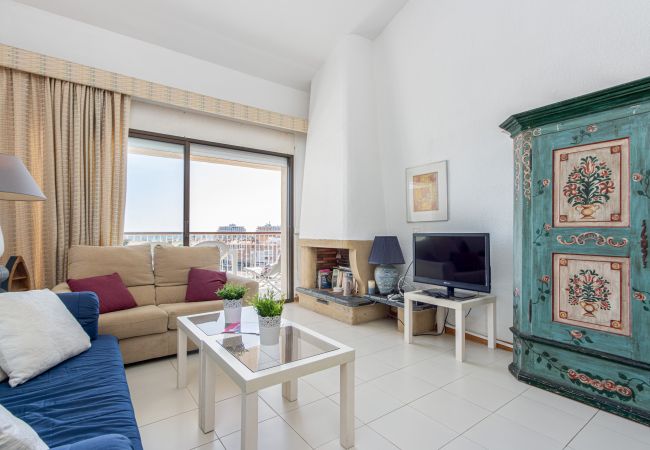 Apartamento en Empuriabrava - 0161-PORT GREC Apartamento con WIFI, vista al canal y al mar Apartamento en Empuriabrava - 0161-PORT GREC Apartamento con WIFI, vista al canal y al mar