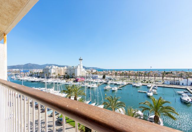 Apartamento en Empuriabrava - 0161-PORT GREC Apartamento con WIFI, vista al canal y al mar Apartamento en Empuriabrava - 0161-PORT GREC Apartamento con WIFI, vista al canal y al mar