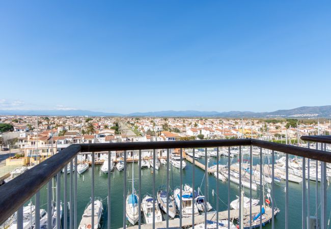 Apartamento en Empuriabrava - 0161-PORT GREC Apartamento con WIFI, vista al canal y al mar Apartamento en Empuriabrava - 0161-PORT GREC Apartamento con WIFI, vista al canal y al mar