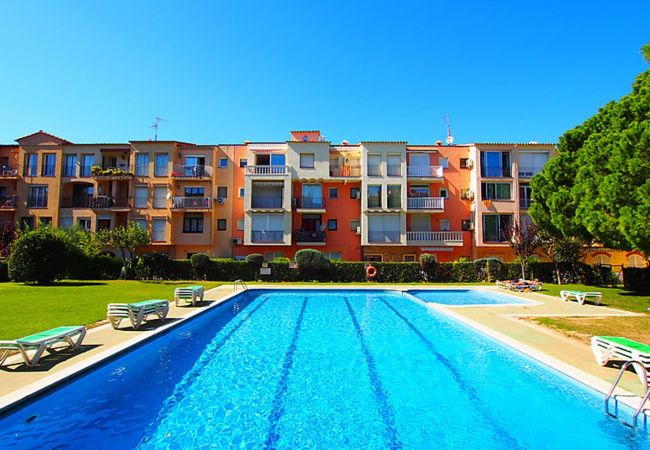 Apartamento en Empuriabrava - 0087-MIRABLAU Apartamento enfrente de la playa  Apartamento en Empuriabrava - 0087-MIRABLAU Apartamento enfrente de la playa