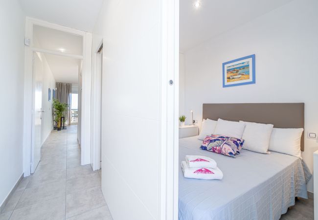 Apartamento en Empuriabrava - 0016-BAHIA Apartamento enfrente de la playa con wifi Apartamento en Empuriabrava - 0016-BAHIA Apartamento enfrente de la playa con wifi