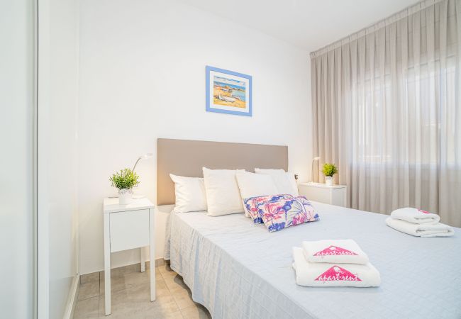 Apartamento en Empuriabrava - 0016-BAHIA Apartamento enfrente de la playa con wifi Apartamento en Empuriabrava - 0016-BAHIA Apartamento enfrente de la playa con wifi