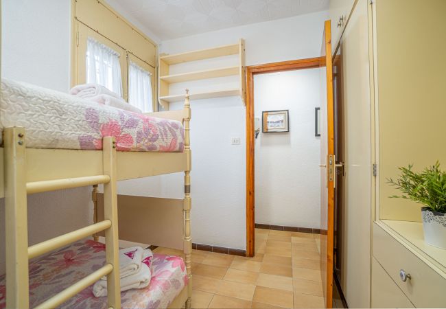 Apartamento en Rosas / Roses - 2027-POETA MARQUINA Apartamento con 2 dormitorios Apartamento en Rosas / Roses - 2027-POETA MARQUINA Apartamento con 2 dormitorios