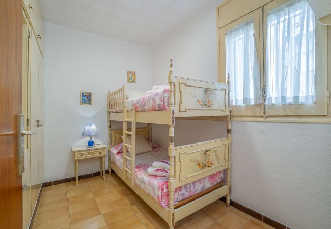Apartamento en Rosas / Roses - 2027-POETA MARQUINA Apartamento con 2 dormitorios Apartamento en Rosas / Roses - 2027-POETA MARQUINA Apartamento con 2 dormitorios