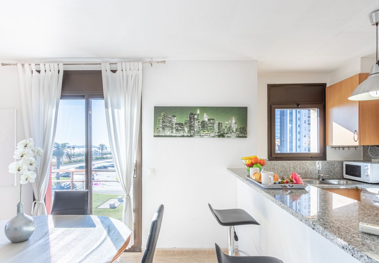 Apartamento en Empuriabrava - 0093-MIRABLAU Apartamento con vista al mar