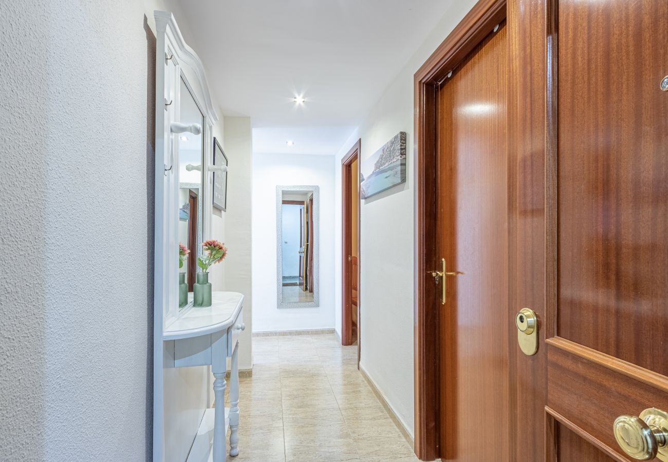 Apartamento en Empuriabrava - 0093-MIRABLAU Apartamento con vista al mar