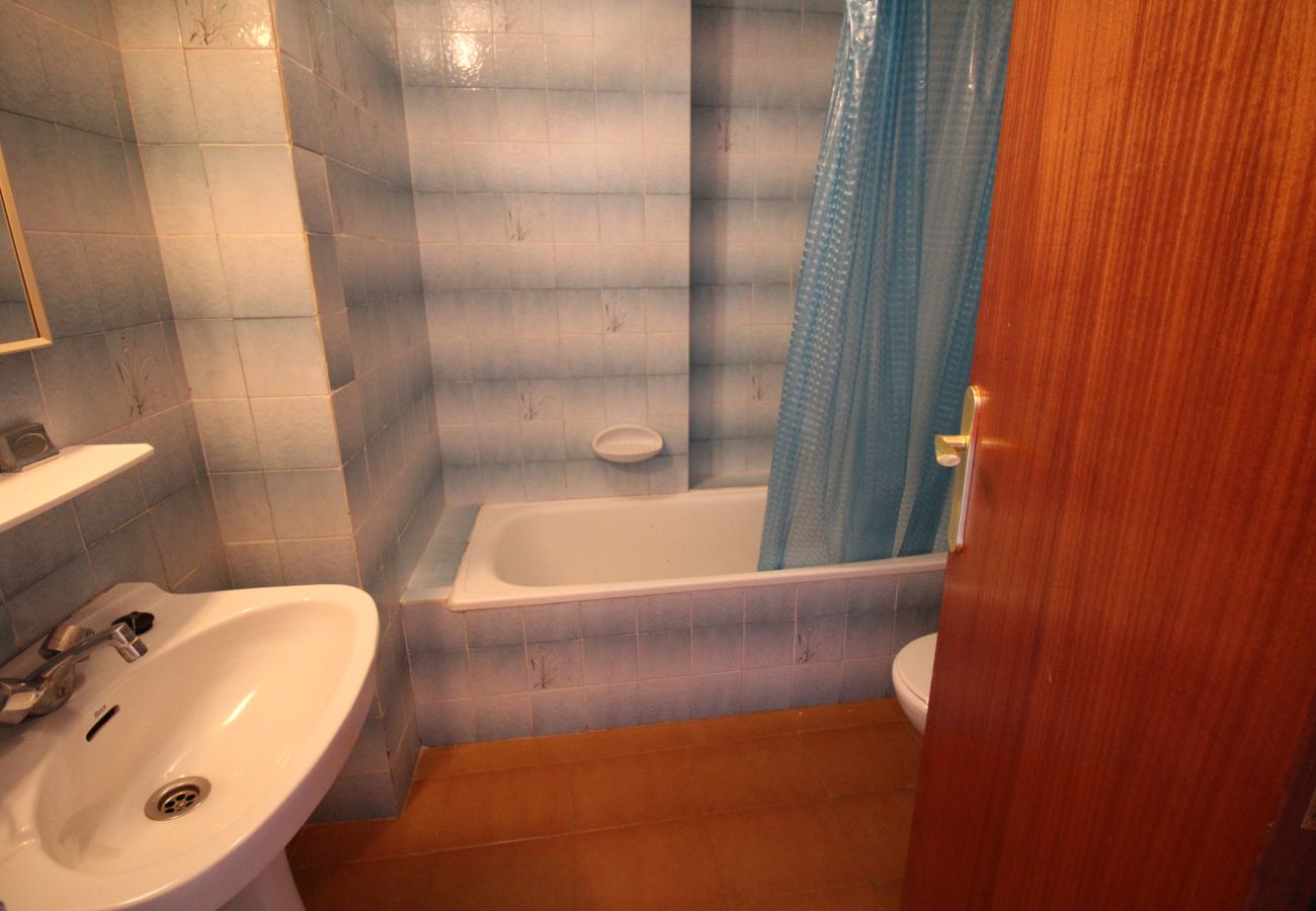 Apartamento en Empuriabrava - 0186-SAN LUIS Apartamento con vista al mar