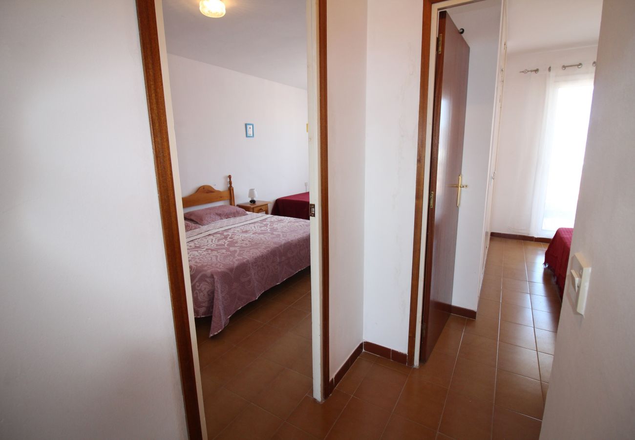 Apartamento en Empuriabrava - 0186-SAN LUIS Apartamento con vista al mar