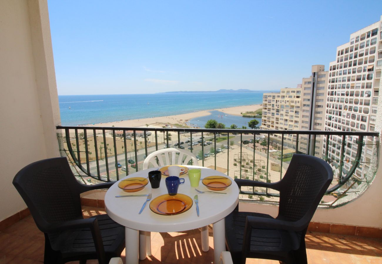 Apartamento en Empuriabrava - 0186-SAN LUIS Apartamento con vista al mar