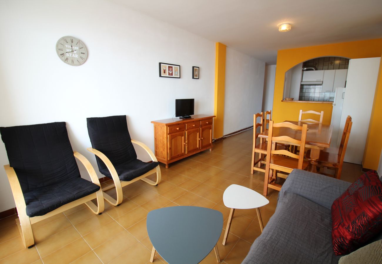 Apartamento en Empuriabrava - 0186-SAN LUIS Apartamento con vista al mar