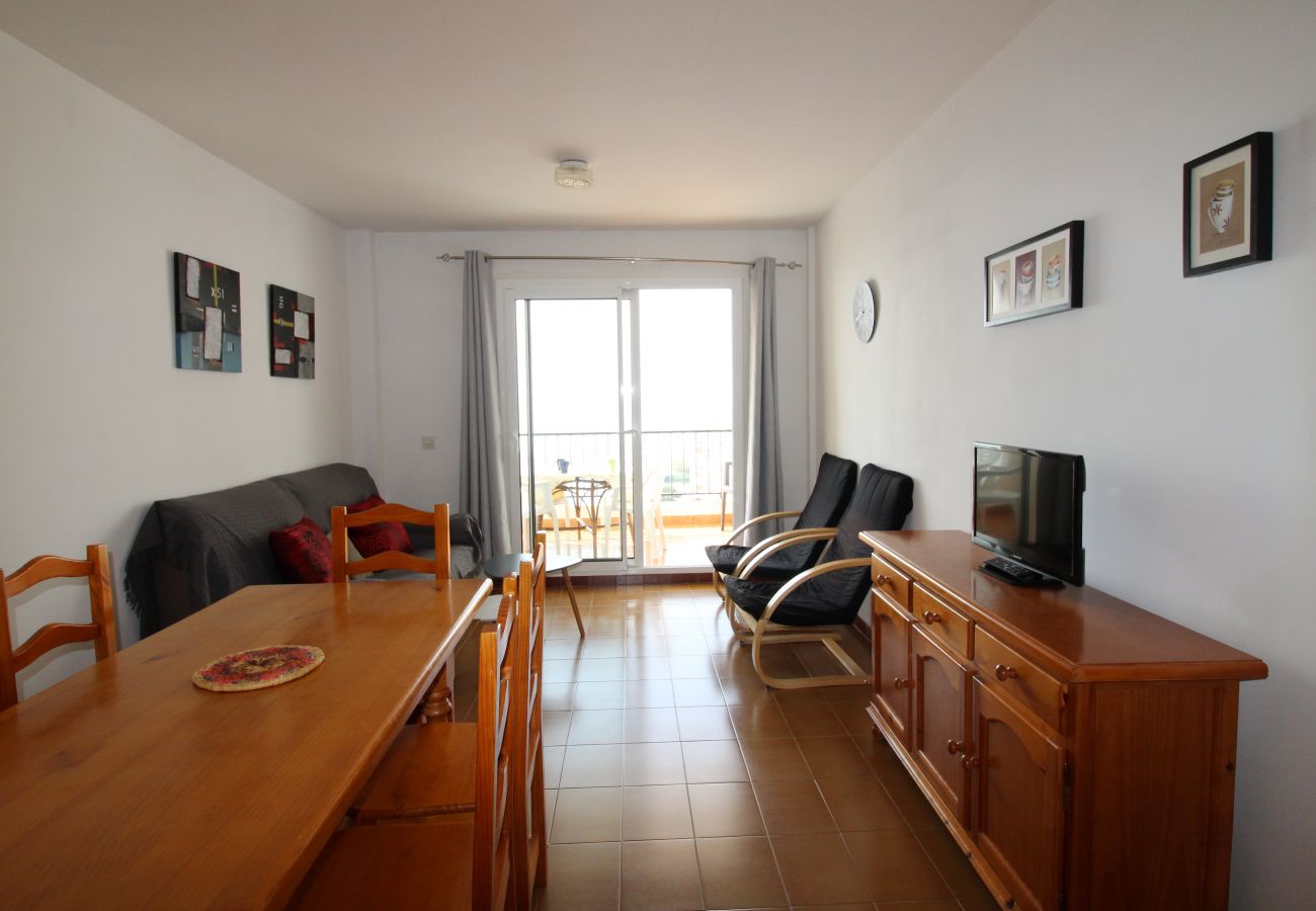 Apartamento en Empuriabrava - 0186-SAN LUIS Apartamento con vista al mar