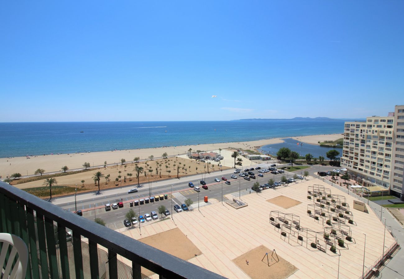 Apartamento en Empuriabrava - 0186-SAN LUIS Apartamento con vista al mar