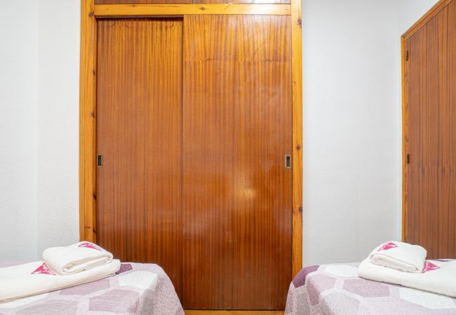 Apartamento en Rosas / Roses - 2026-POETA MARQUINA Apartamento con 4 dormitorios Apartamento en Rosas / Roses - 2026-POETA MARQUINA Apartamento con 4 dormitorios