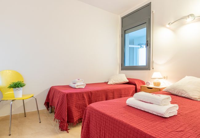 Apartamento en Empuriabrava - 0058-CRISTALL MAR Apartamento con piscina comunitaria Apartamento en Empuriabrava - 0058-CRISTALL MAR Apartamento con piscina comunitaria