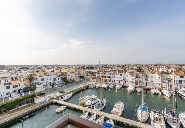 Apartamento en Empuriabrava - 0162-PORT GREC Apartamento con vista al canal y al mar Apartamento en Empuriabrava - 0162-PORT GREC Apartamento con vista al canal y al mar