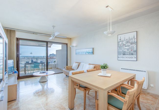 Apartamento en Empuriabrava - 0162-PORT GREC Apartamento con vista al canal y al mar Apartamento en Empuriabrava - 0162-PORT GREC Apartamento con vista al canal y al mar