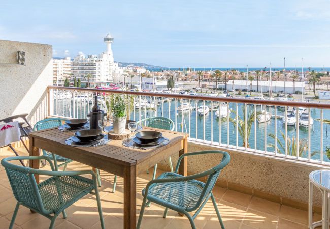 Apartamento en Empuriabrava - 0162-PORT GREC Apartamento con vista al canal y al mar Apartamento en Empuriabrava - 0162-PORT GREC Apartamento con vista al canal y al mar