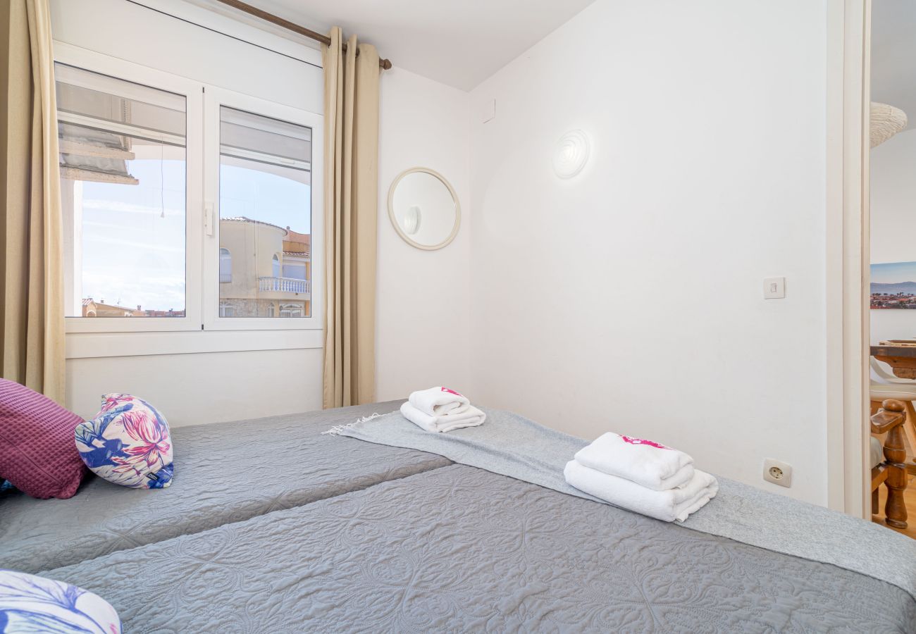Apartamento en Empuriabrava - 0067-GRAN RESERVA  Apartamento cerca de la playa