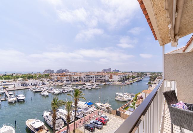 Apartamento en Empuriabrava - 0160-PORT GREC Apartamento con WIFI, Smart TV, vista al canal y al mar Apartamento en Empuriabrava - 0160-PORT GREC Apartamento con WIFI, Smart TV, vista al canal y al mar