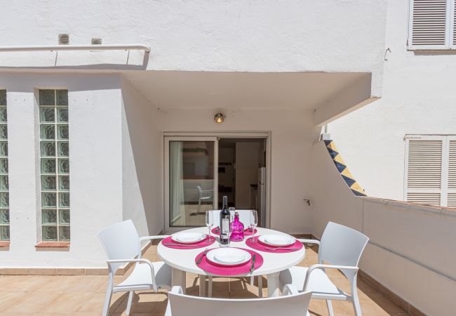 Apartamento en Empuriabrava - 0188-SANT MORI Apartamento con WIFI y gran terraza  Apartamento en Empuriabrava - 0188-SANT MORI Apartamento con WIFI y gran terraza