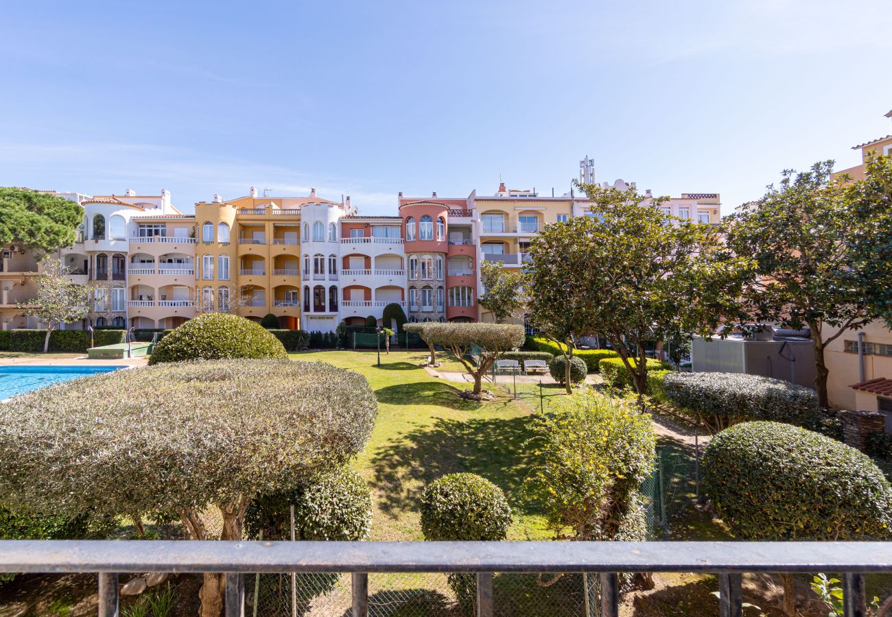 Apartamento en Empuriabrava - 0074-GRAN RESERVA Apartamento cerca de la playa renovado