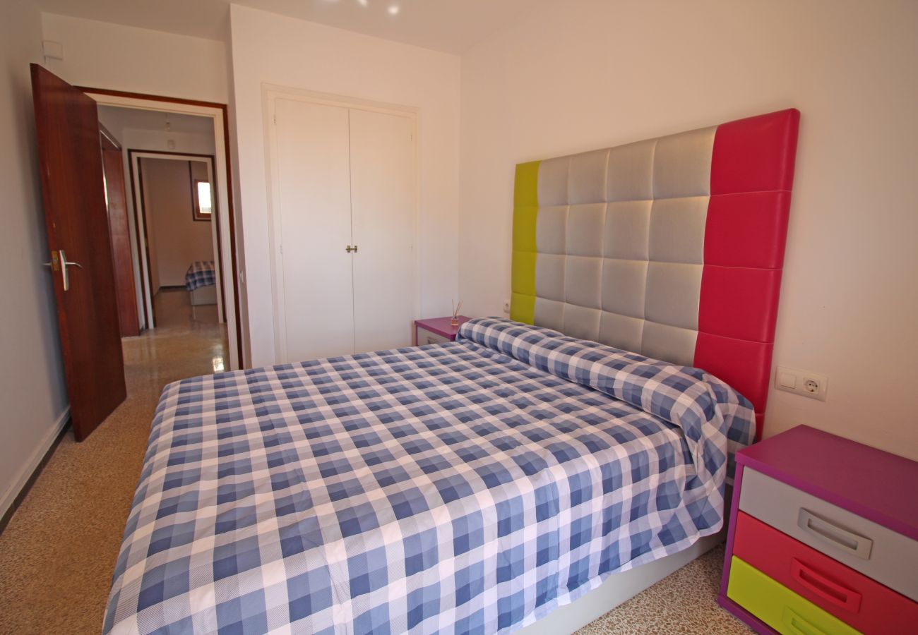 Apartamento en Empuriabrava - 8001-SANT MORI Apartamento cerca de la playa