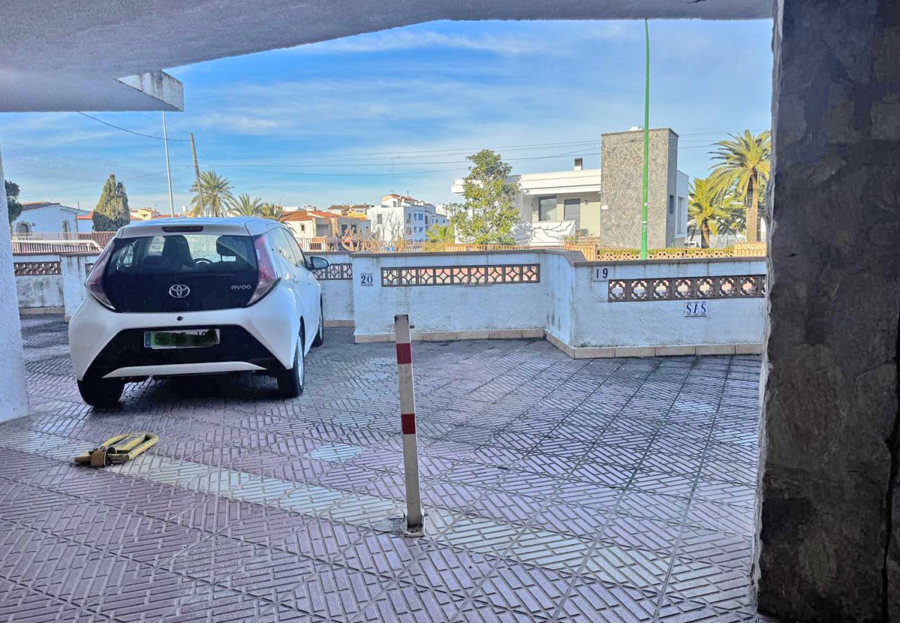 Villa en Empuriabrava - 0151-ILLA CARTAGO Casa al canal tipo pescador