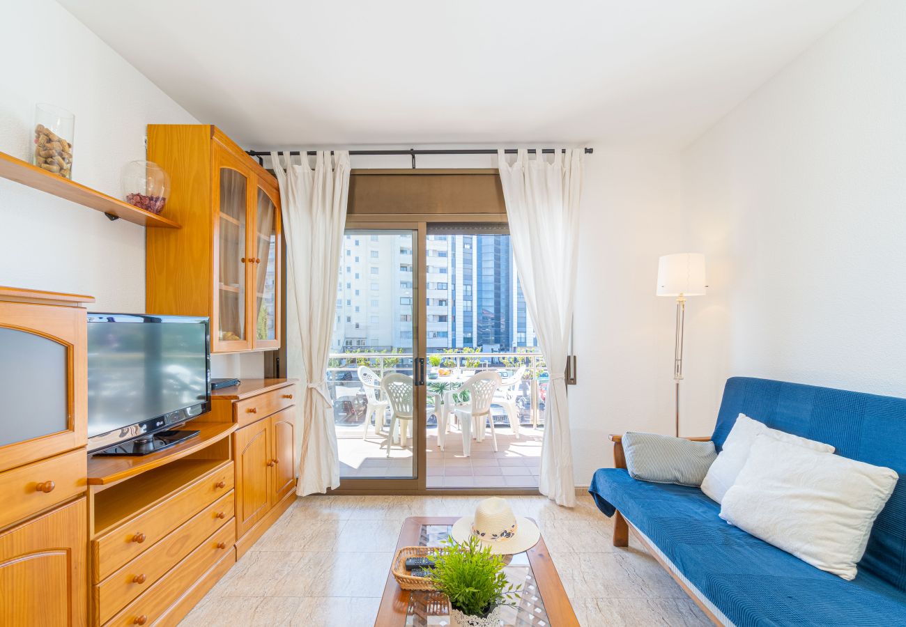 Apartamento en Empuriabrava - 0089-MIRABLAU  Apartamento con vistas laterales a la playa