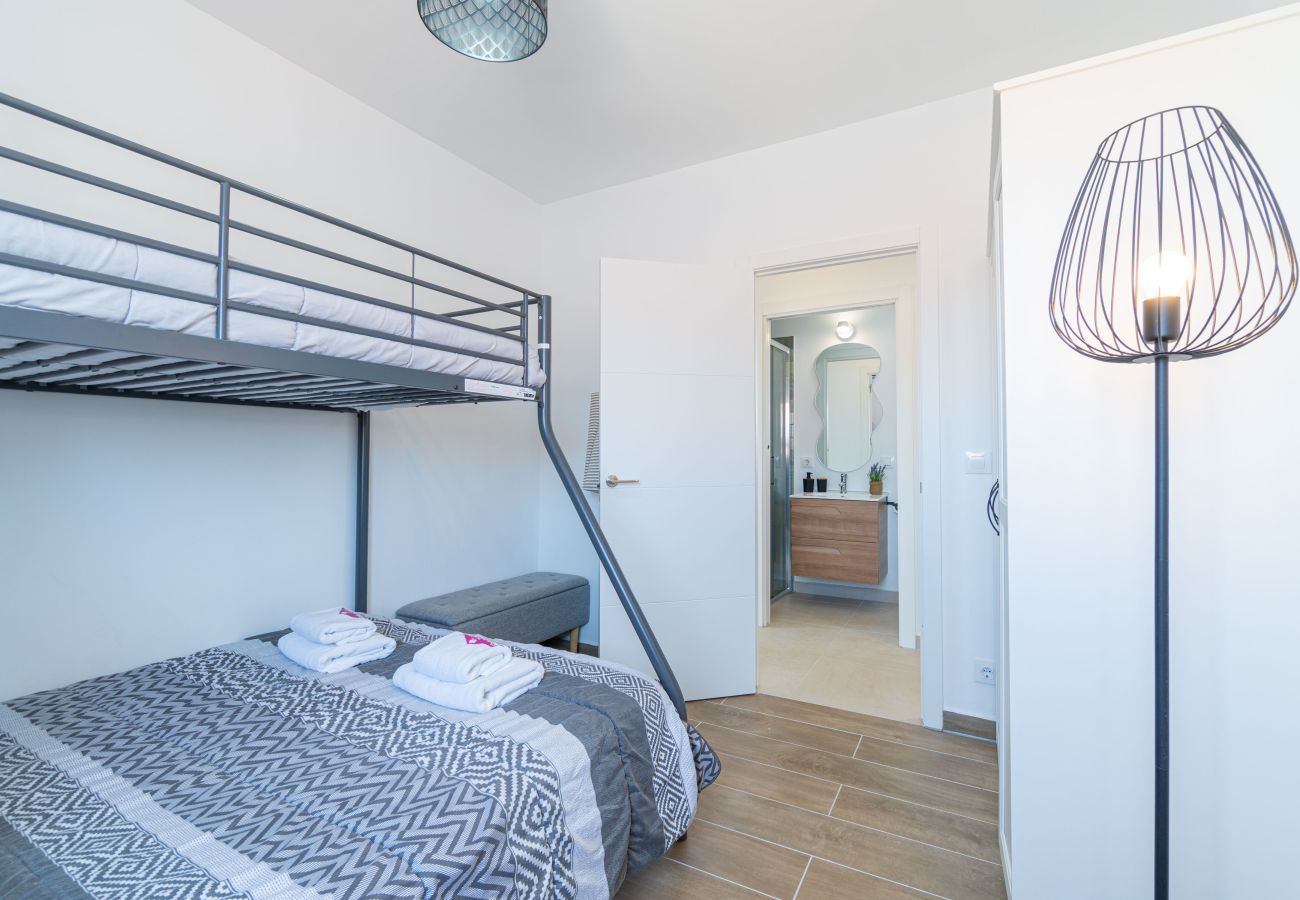 Villa en Empuriabrava - 0040-CAP RAS Casa al canal con piscina y amarre