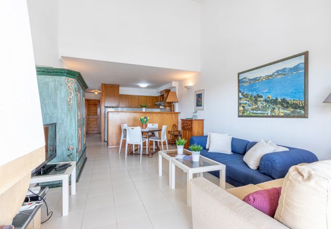 Apartament en Empuriabrava - 0161-PORT GREC Apartmament amb WIFI, vistes al canal i al mar Apartament en Empuriabrava - 0161-PORT GREC Apartmament amb WIFI, vistes al canal i al mar