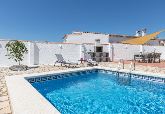 Vil.la en Empuriabrava - 0005-ALBERES Casa amb piscina Vil.la en Empuriabrava - 0005-ALBERES Casa amb piscina