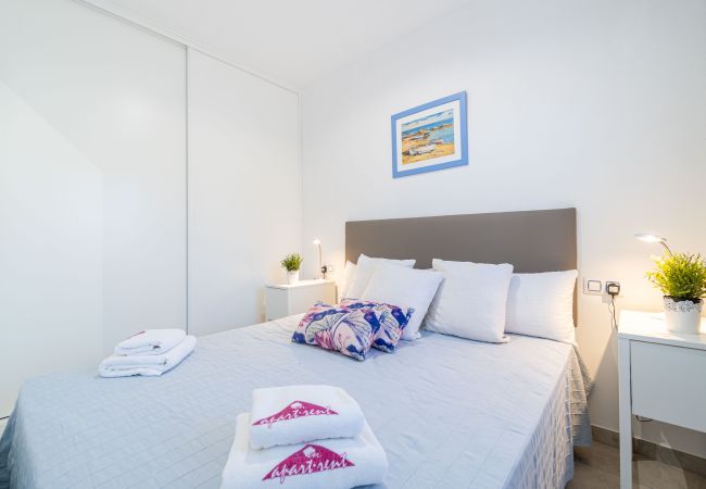 Apartament en Empuriabrava - 0016-BAHIA Apartament davant de la platja amb wifi Apartament en Empuriabrava - 0016-BAHIA Apartament davant de la platja amb wifi