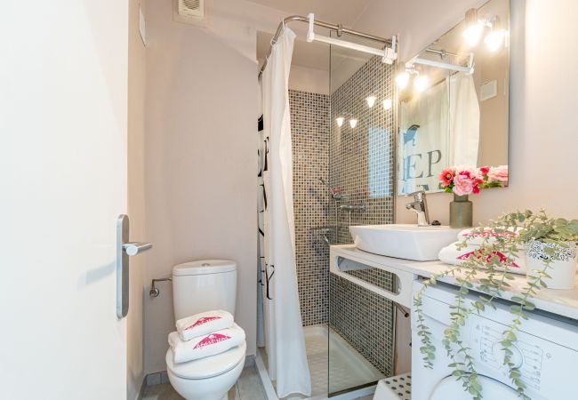 Apartament en Empuriabrava - 0016-BAHIA Apartament davant de la platja amb wifi Apartament en Empuriabrava - 0016-BAHIA Apartament davant de la platja amb wifi