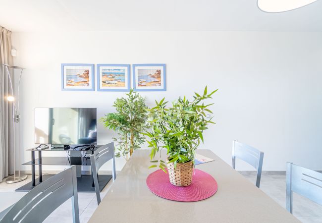 Apartament en Empuriabrava - 0017-BAHIA Apartament davant de la platja amb wifi Apartament en Empuriabrava - 0017-BAHIA Apartament davant de la platja amb wifi