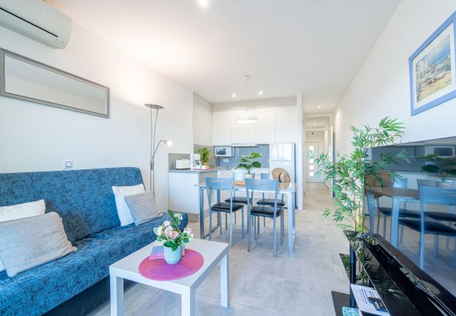 Apartament en Empuriabrava - 0018-BAHIA Apartament davant de la platja amb wifi Apartament en Empuriabrava - 0018-BAHIA Apartament davant de la platja amb wifi