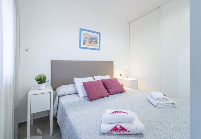 Apartament en Empuriabrava - 0019-BAHIA Apartament davant de la platja amb wifi Apartament en Empuriabrava - 0019-BAHIA Apartament davant de la platja amb wifi