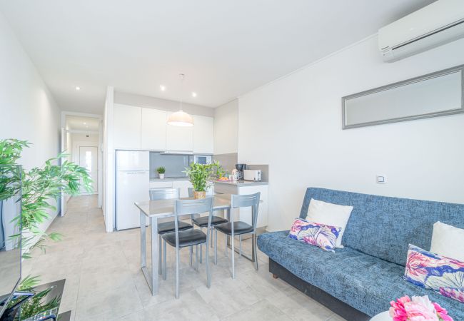 Apartament en Empuriabrava - 0019-BAHIA Apartament davant de la platja amb wifi Apartament en Empuriabrava - 0019-BAHIA Apartament davant de la platja amb wifi