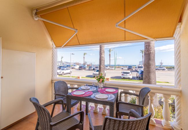 Apartament en Empuriabrava - 0019-BAHIA Apartament davant de la platja amb wifi Apartament en Empuriabrava - 0019-BAHIA Apartament davant de la platja amb wifi