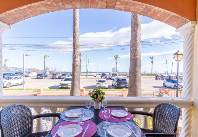 Apartament en Empuriabrava - 0019-BAHIA Apartament davant de la platja amb wifi Apartament en Empuriabrava - 0019-BAHIA Apartament davant de la platja amb wifi