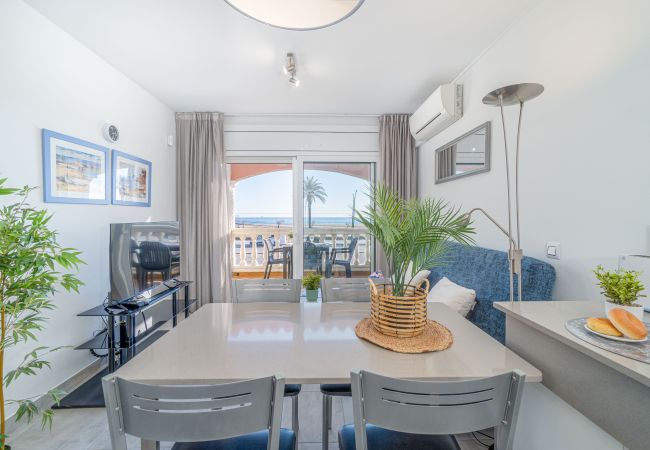 Apartament en Empuriabrava - 0022-BAHIA Apartament davant de la platja amb wifi Apartament en Empuriabrava - 0022-BAHIA Apartament davant de la platja amb wifi