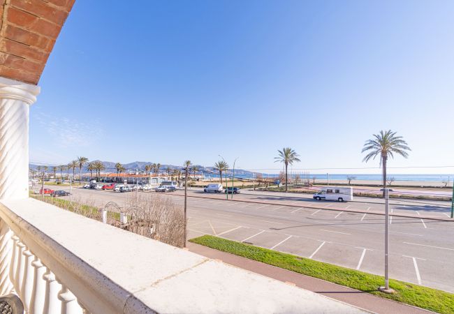 Apartament en Empuriabrava - 0022-BAHIA Apartament davant de la platja amb wifi Apartament en Empuriabrava - 0022-BAHIA Apartament davant de la platja amb wifi