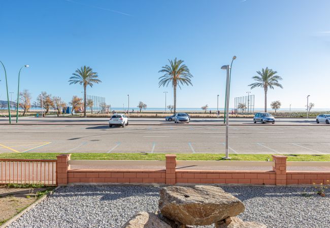 Apartament en Empuriabrava - 0020-BAHIA Apartament davant de la platja amb wifi Apartament en Empuriabrava - 0020-BAHIA Apartament davant de la platja amb wifi