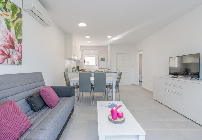 Apartament en Empuriabrava - 0025-BAHIA Apartament davant de la platja amb garatge Apartament en Empuriabrava - 0025-BAHIA Apartament davant de la platja amb garatge