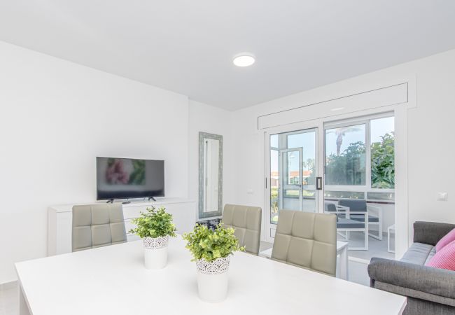 Apartament en Empuriabrava - 0025-BAHIA Apartament davant de la platja amb garatge Apartament en Empuriabrava - 0025-BAHIA Apartament davant de la platja amb garatge