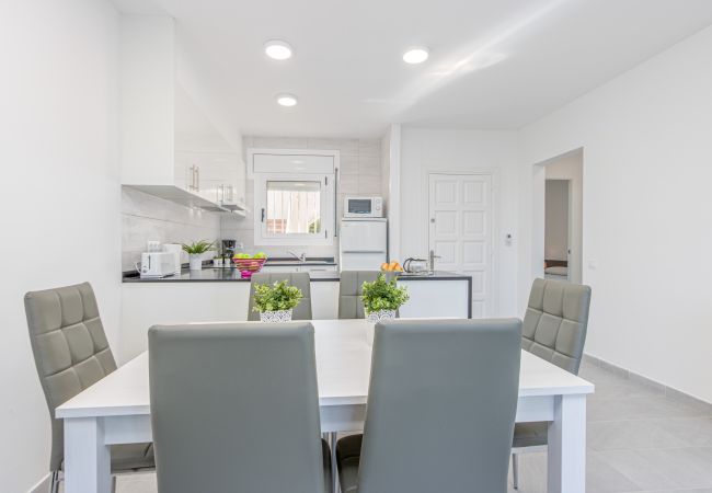 Apartament en Empuriabrava - 0025-BAHIA Apartament davant de la platja amb garatge Apartament en Empuriabrava - 0025-BAHIA Apartament davant de la platja amb garatge