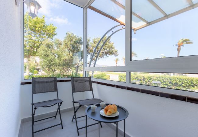 Apartament en Empuriabrava - 0025-BAHIA Apartament davant de la platja amb garatge Apartament en Empuriabrava - 0025-BAHIA Apartament davant de la platja amb garatge