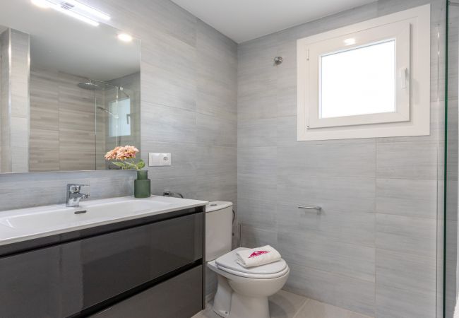 Apartament en Empuriabrava - 0025-BAHIA Apartament davant de la platja amb garatge Apartament en Empuriabrava - 0025-BAHIA Apartament davant de la platja amb garatge