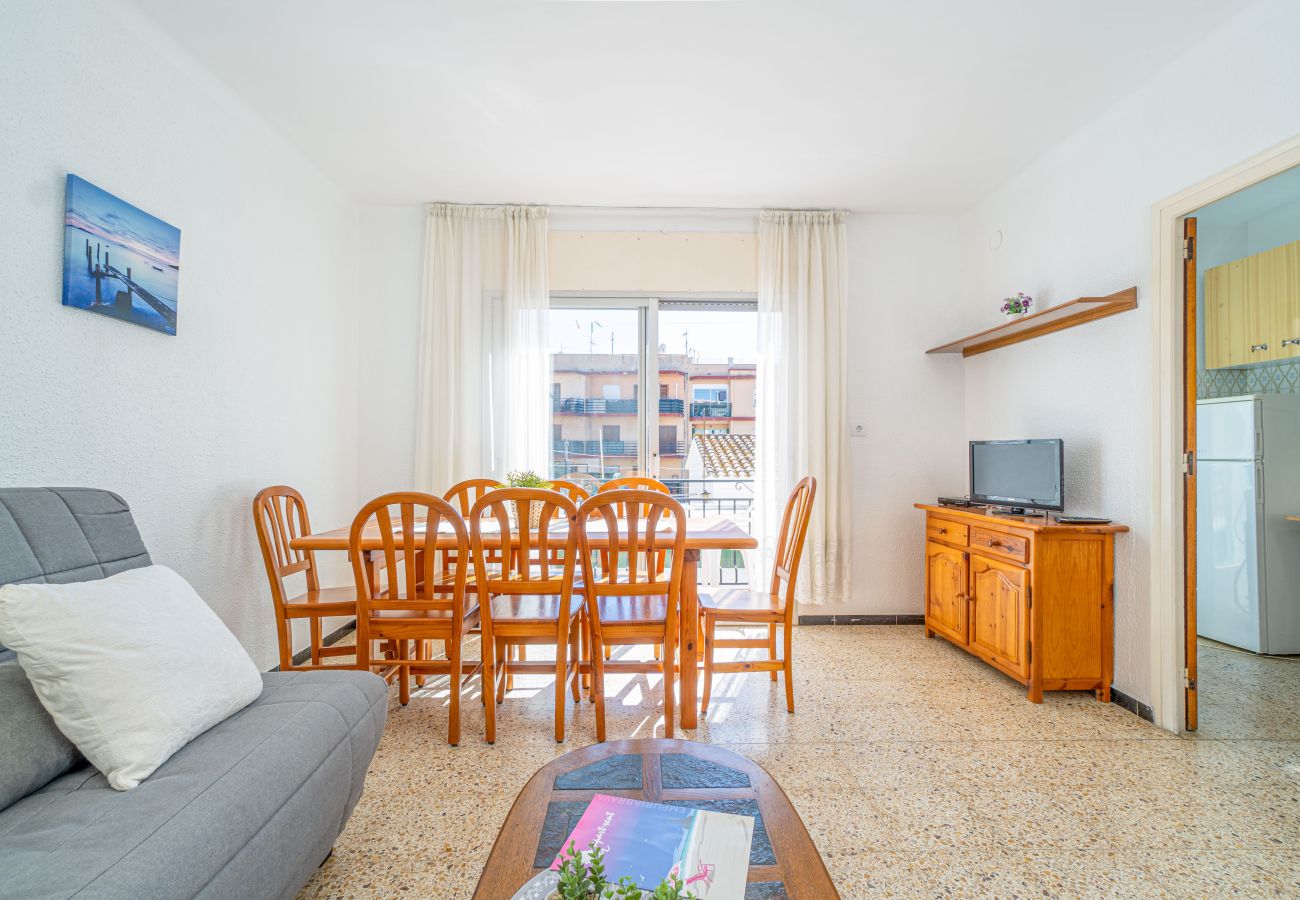 Apartament en Rosas / Roses - 2025-POETA MARQUINA Apartament amb 3 dormitoris