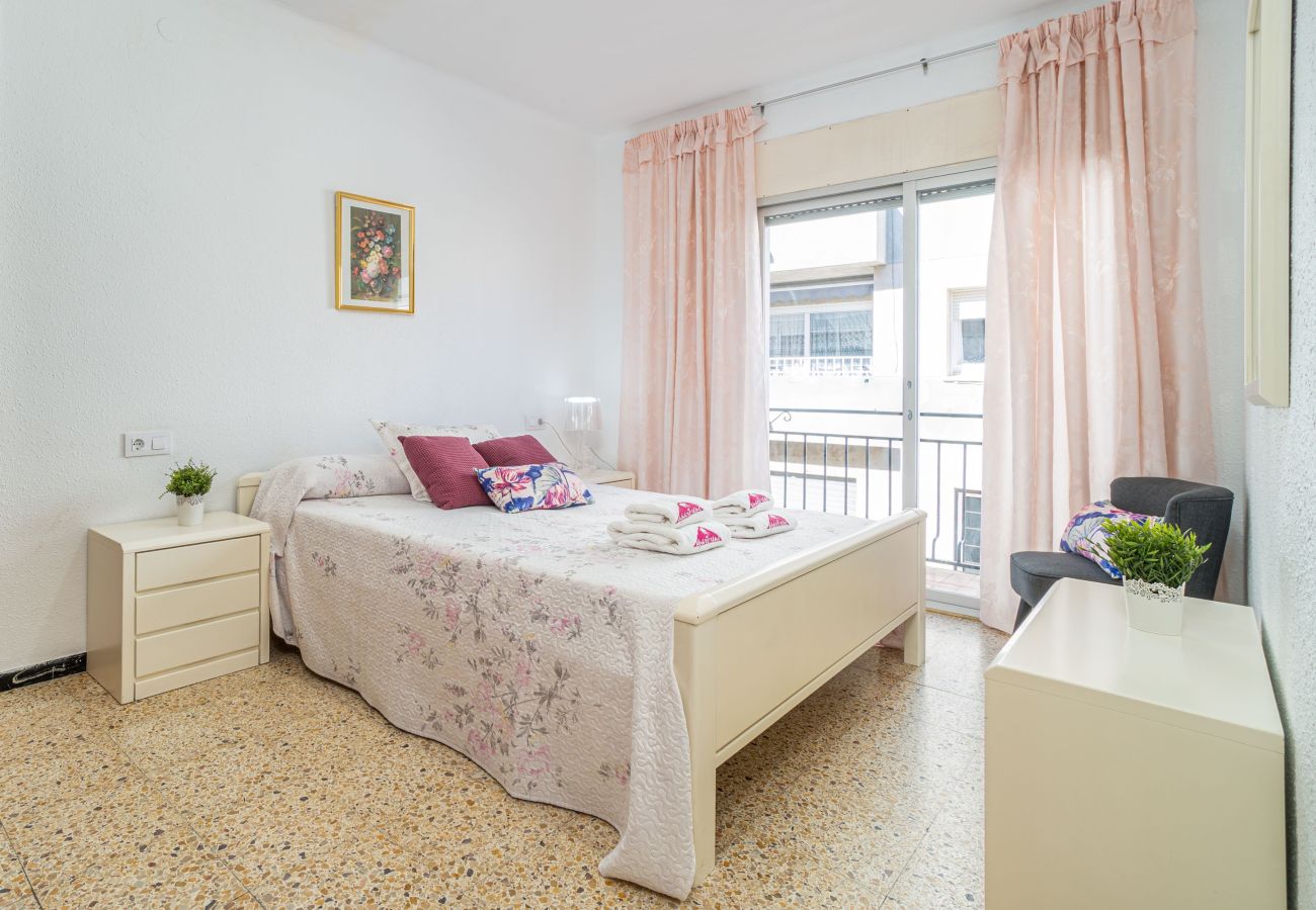 Apartament en Rosas / Roses - 2025-POETA MARQUINA Apartament amb 3 dormitoris